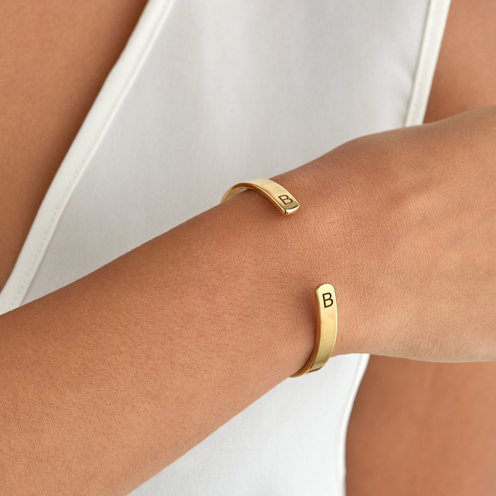 Gold Thick Engraved Bangle