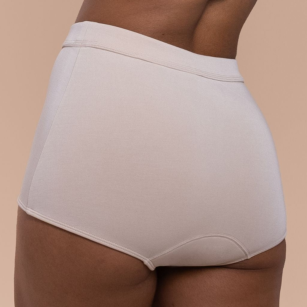 POSTPARTUM BOYSHORTS