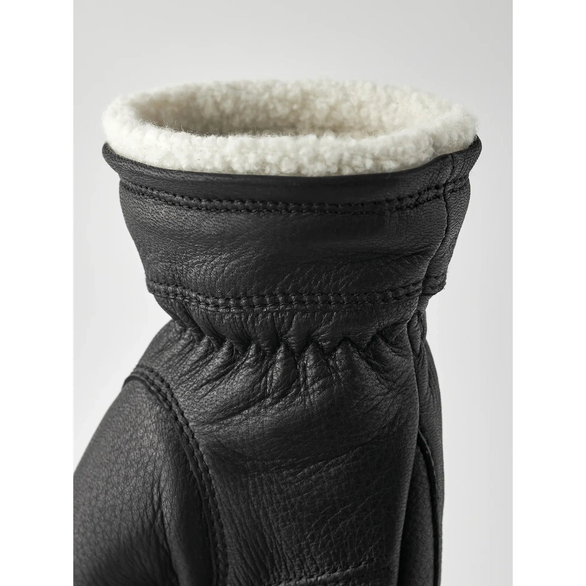 Hestra Women's Buvika Deerskin Gloves